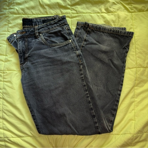Cottonon black low rise straight leg jeans - Picture 1 of 6